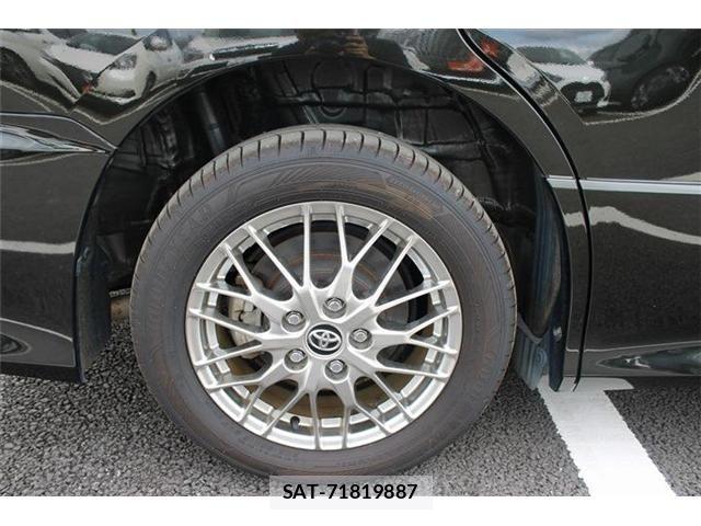 Toyota VOXY HYBRID 2018-12 8667134-24