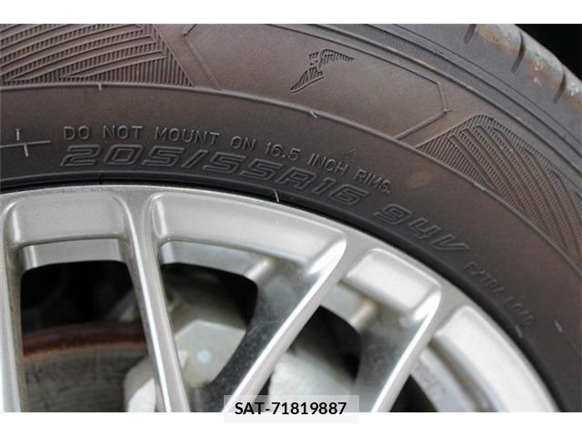 Toyota VOXY HYBRID 2018-12 8667134-27