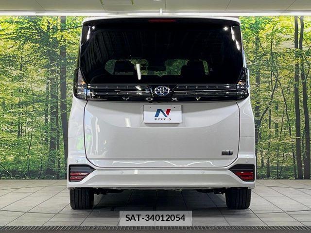 Toyota VOXY HYBRID 2025-07 8662351-15