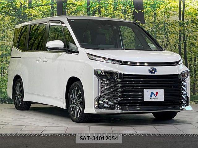 Toyota VOXY HYBRID 2025-07 8662351-16