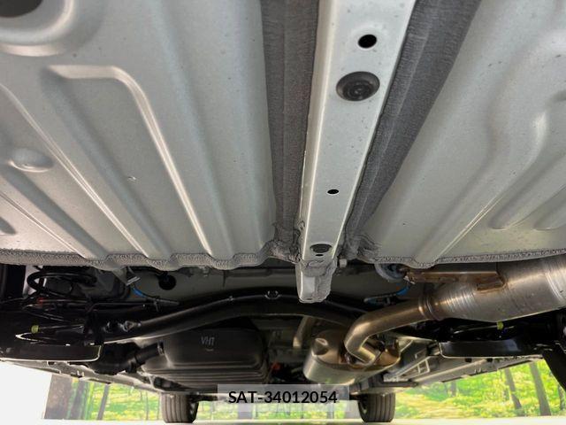 Toyota VOXY HYBRID 2025-07 8662351-19