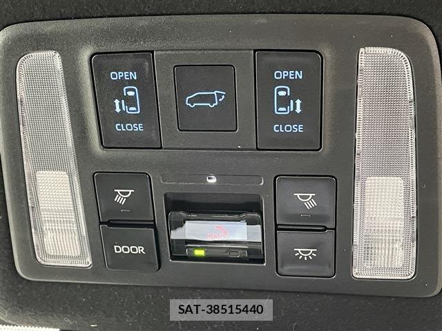 Toyota VOXY HYBRID 2026-07 8686904-14