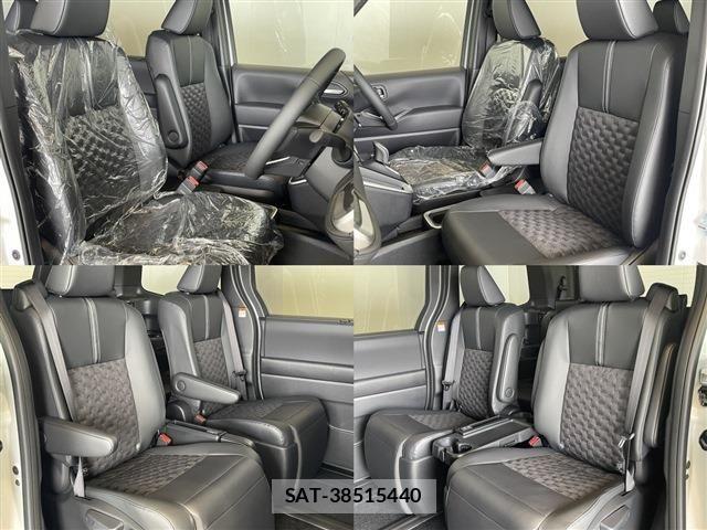 Toyota VOXY HYBRID 2026-07 8686904-4