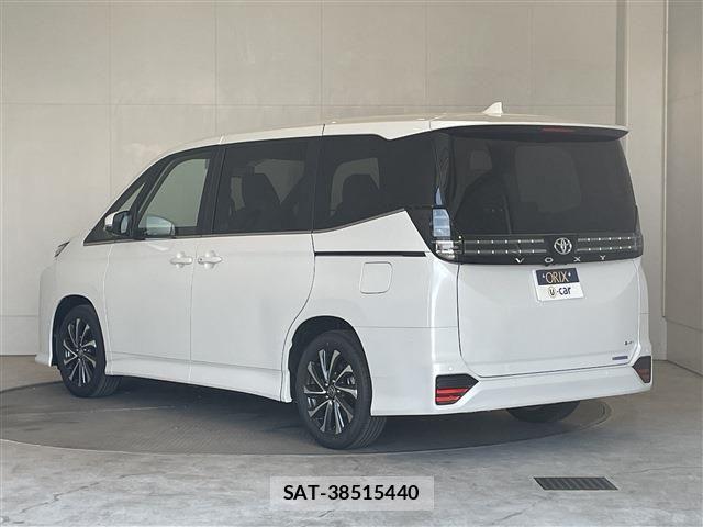 Toyota VOXY HYBRID 2026-07 8686904-8