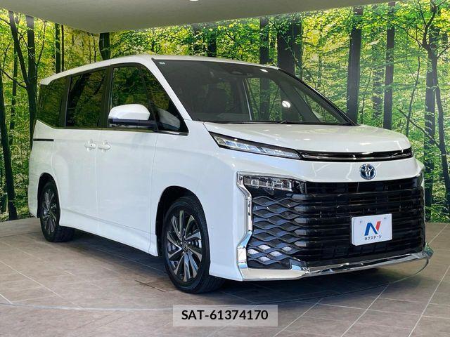 Toyota VOXY HYBRID 2025-04 8686908-16