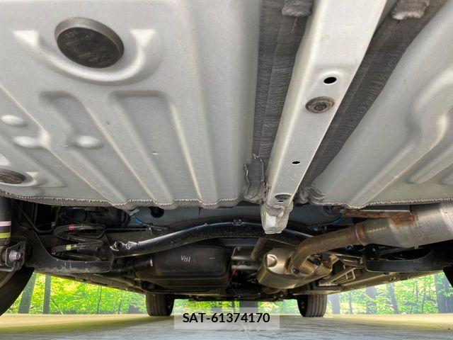 Toyota VOXY HYBRID 2025-04 8686908-19