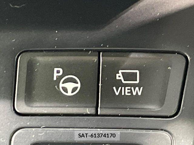 Toyota VOXY HYBRID 2025-04 8686908-4