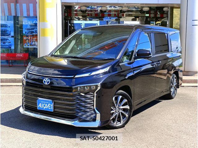 Toyota VOXY HYBRID 2024-06 8686913-0