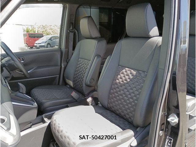 Toyota VOXY HYBRID 2024-06 8686913-10