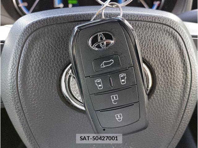 Toyota VOXY HYBRID 2024-06 8686913-22