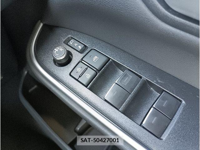 Toyota VOXY HYBRID 2024-06 8686913-23