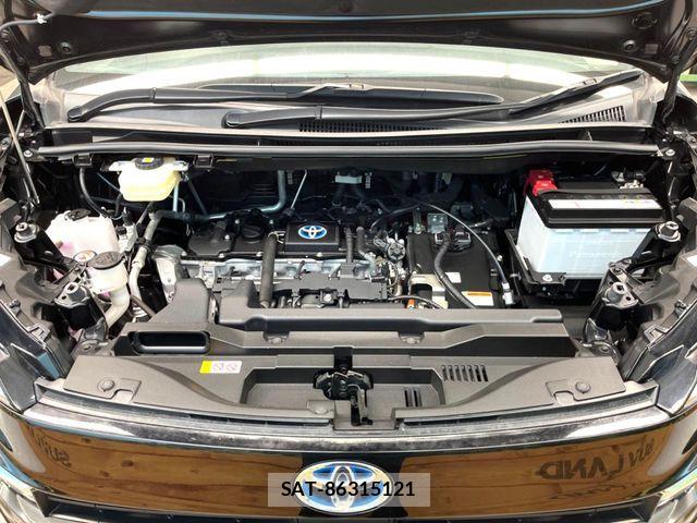 Toyota VOXY HYBRID 2023-02 8686911-17