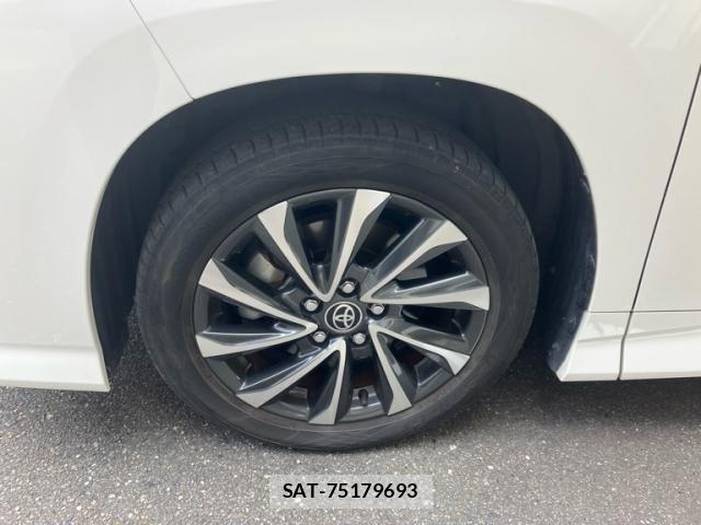 Toyota VOXY HYBRID 2023-10 8686912-2