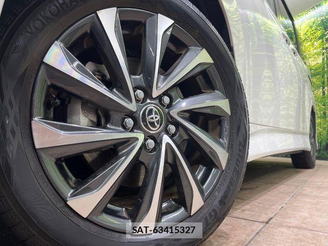 Toyota VOXY HYBRID 2024-02 8686907-13