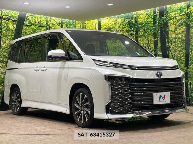 Toyota VOXY HYBRID 2024-02 8686907-16