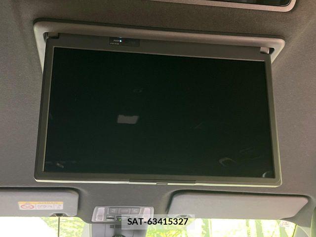 Toyota VOXY HYBRID 2024-02 8686907-4