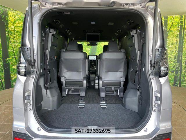 Toyota VOXY HYBRID 2025-08 8686905-10