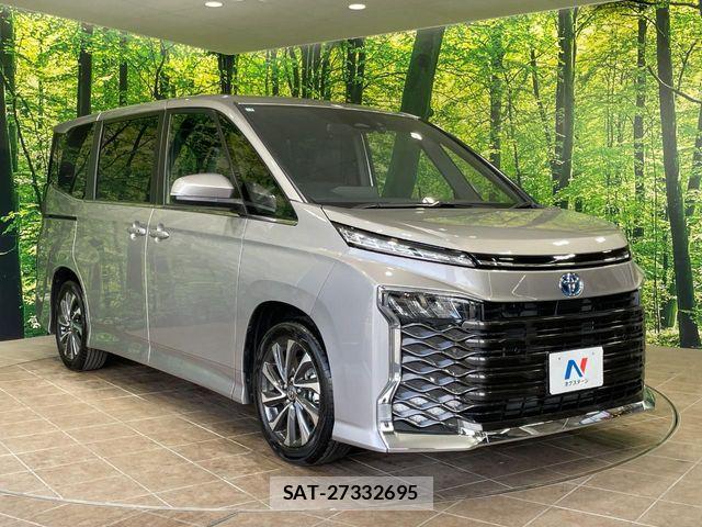 Toyota VOXY HYBRID 2025-08 8686905-16