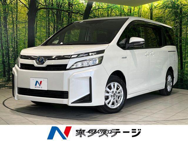 Toyota VOXY HYBRID 2017-11 8686917-0
