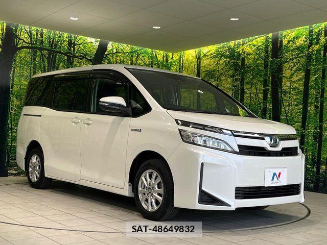 Toyota VOXY HYBRID 2017-11 8686917-15