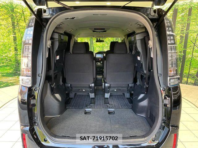 Toyota VOXY HYBRID 2014-03 8686918-10