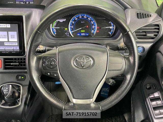Toyota VOXY HYBRID 2014-03 8686918-11
