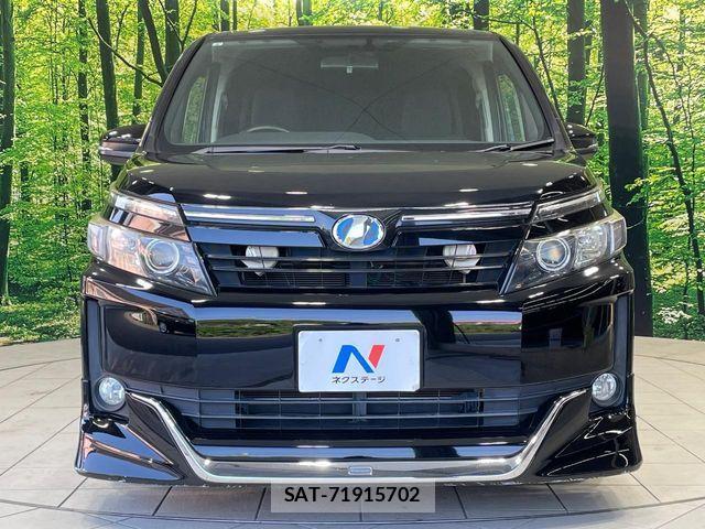 Toyota VOXY HYBRID 2014-03 8686918-14