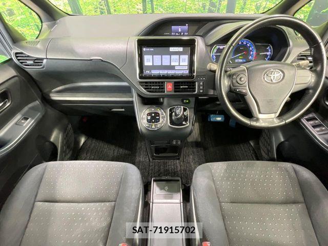 Toyota VOXY HYBRID 2014-03 8686918-1