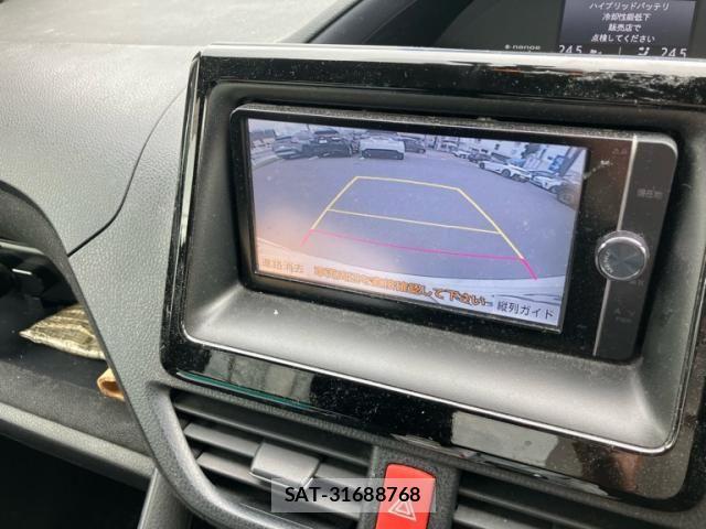 Toyota VOXY HYBRID 2014-07 8746811-21