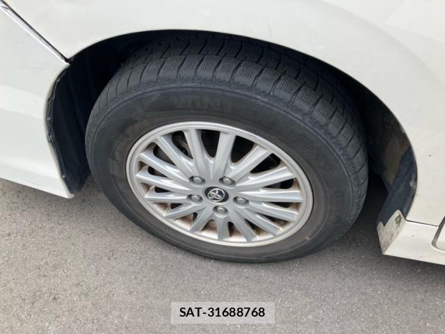 Toyota VOXY HYBRID 2014-07 8746811-6