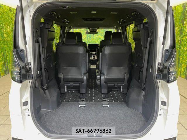 Toyota VOXY HYBRID 2024-02 8746795-10