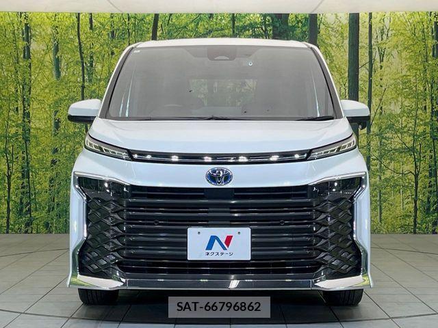 Toyota VOXY HYBRID 2024-02 8746795-14