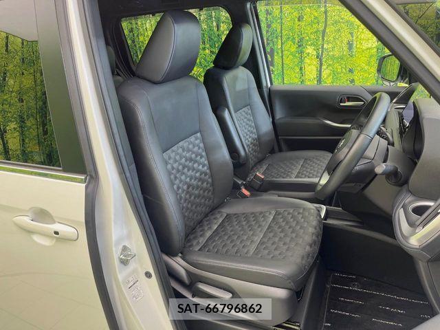 Toyota VOXY HYBRID 2024-02 8746795-7
