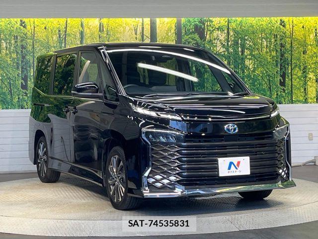 Toyota VOXY HYBRID 2024-01 8746776-15