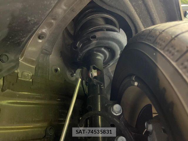 Toyota VOXY HYBRID 2024-01 8746776-19