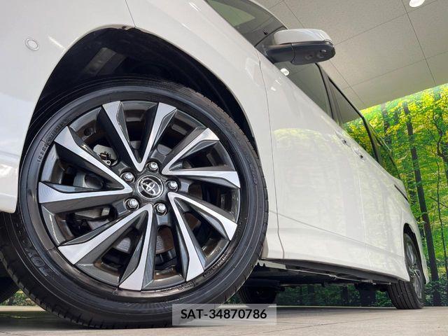 Toyota VOXY HYBRID 2025-09 8746760-13