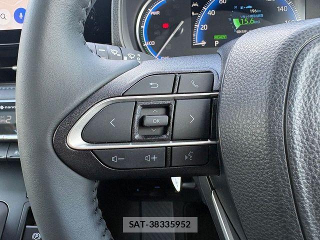 Toyota VOXY HYBRID 2024-08 8746762-16