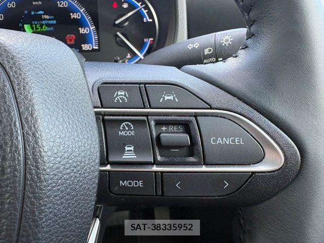 Toyota VOXY HYBRID 2024-08 8746762-17