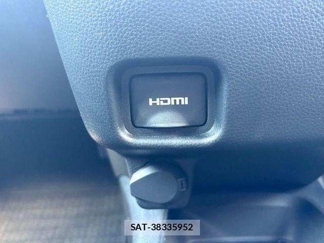 Toyota VOXY HYBRID 2024-08 8746762-18