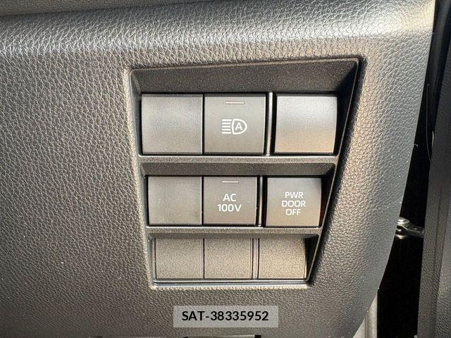 Toyota VOXY HYBRID 2024-08 8746762-19