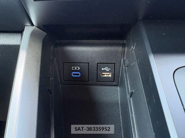 Toyota VOXY HYBRID 2024-08 8746762-21