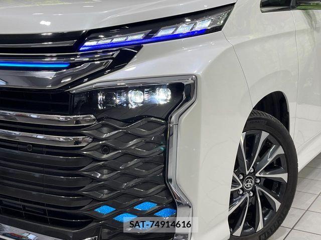 Toyota VOXY HYBRID 2022-10 8746788-12