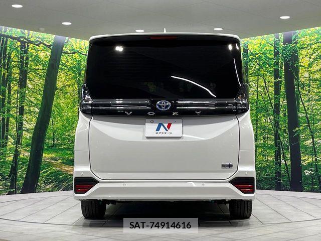Toyota VOXY HYBRID 2022-10 8746788-15