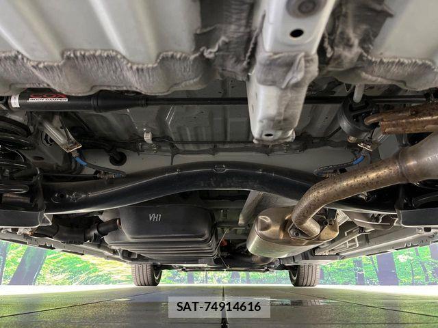Toyota VOXY HYBRID 2022-10 8746788-19