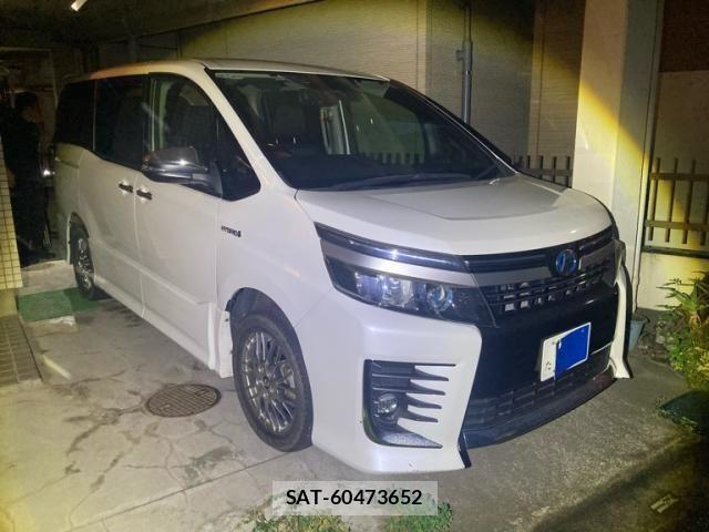 Toyota VOXY HYBRID 2016-09 8746806-0