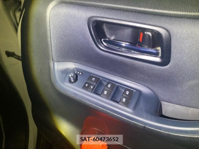 Toyota VOXY HYBRID 2016-09 8746806-10