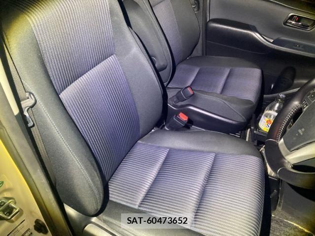 Toyota VOXY HYBRID 2016-09 8746806-11