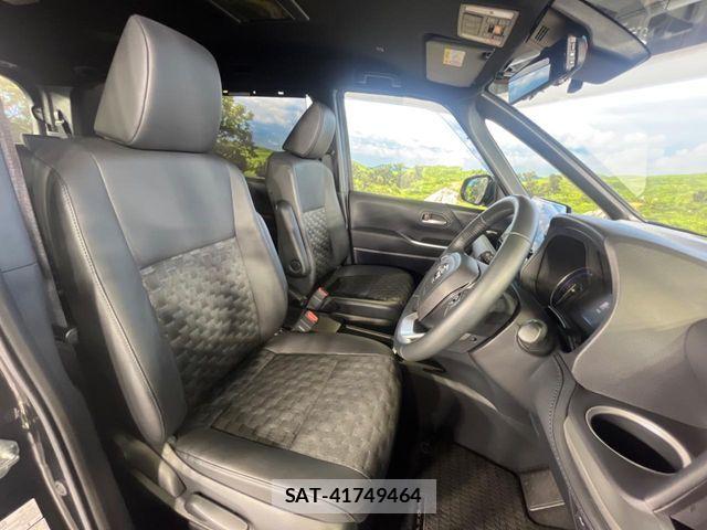 Toyota VOXY HYBRID 2024-09 8746770-8