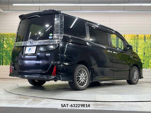 Toyota VOXY HYBRID 2018-02 8746801-17
