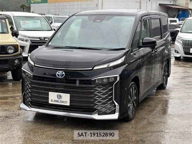 Toyota VOXY HYBRID 2024-04 8746792-11